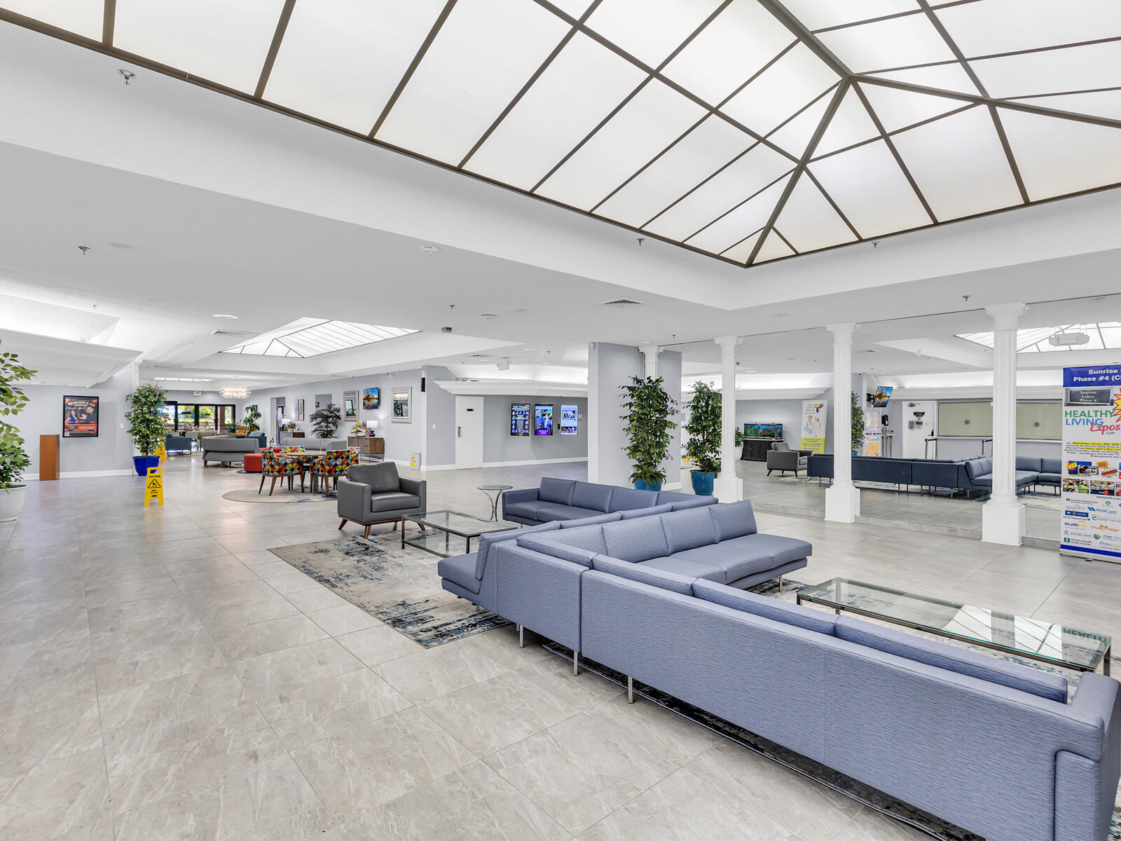 SUNRISE LAKES 214 CONDO - Residential