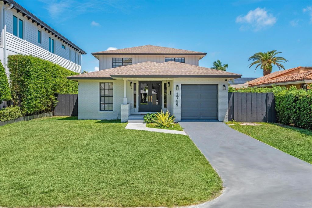 Photo of 1749 SE 9th Street, Fort Lauderdale, FL 33316 (MLS # F10502607)