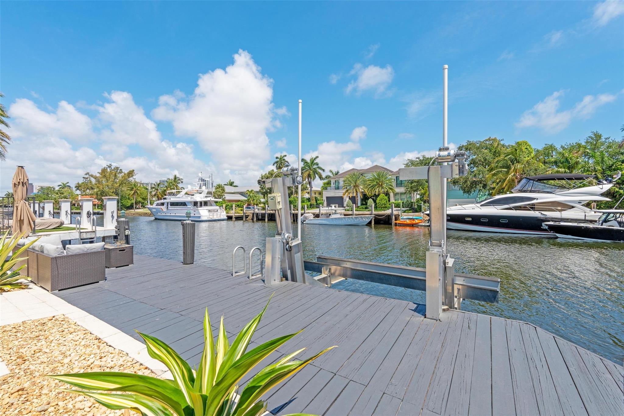 Rio Vista Isles - Residential