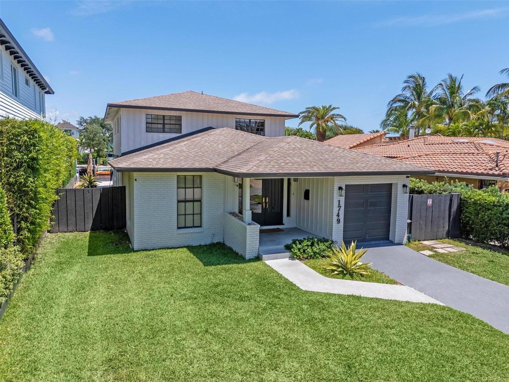 Photo of 1749 SE 9th Street, Fort Lauderdale, FL 33316 (MLS # F10502607)