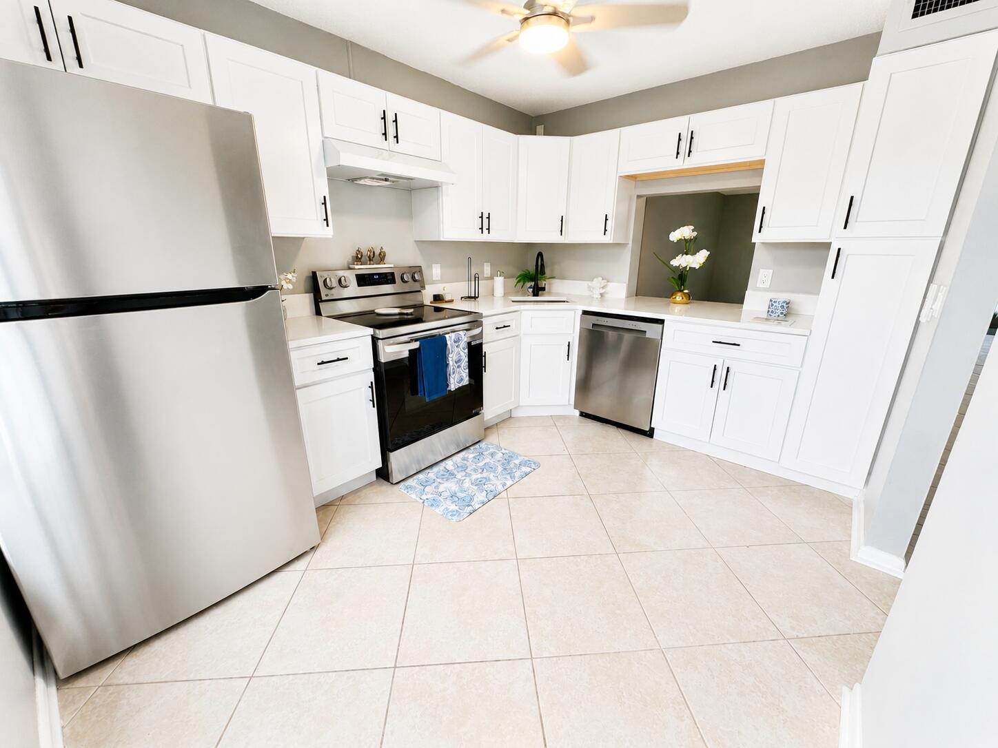 222 Foxtail Drive E