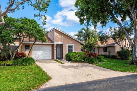 8089 Springtree Road Boca Raton FL 33496