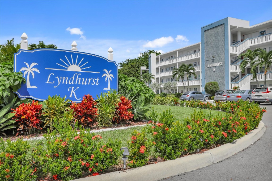 CENTURY VILLAGE EAST - Residential