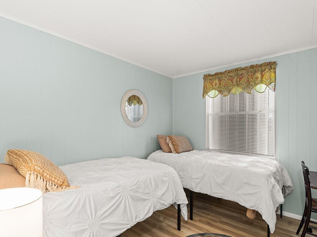 Pinelake Village - Residential