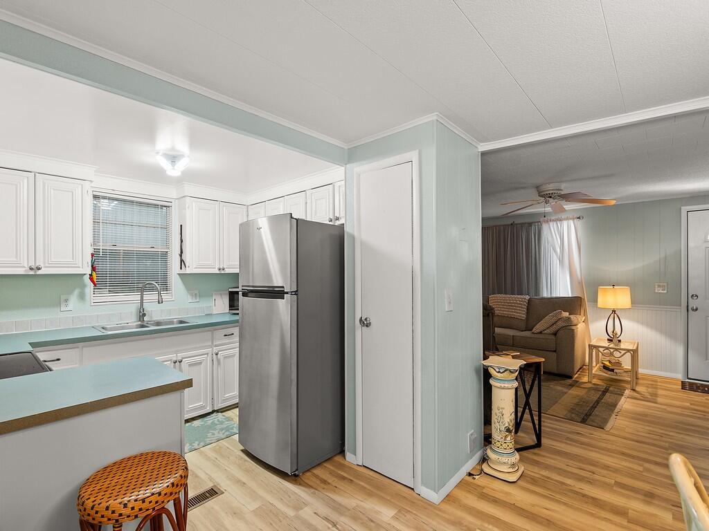 Pinelake Village - Residential