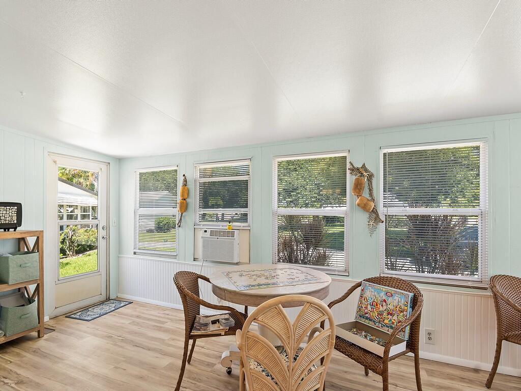 Pinelake Village - Residential