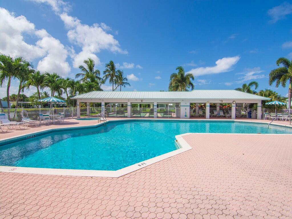 Pinelake Village - Residential