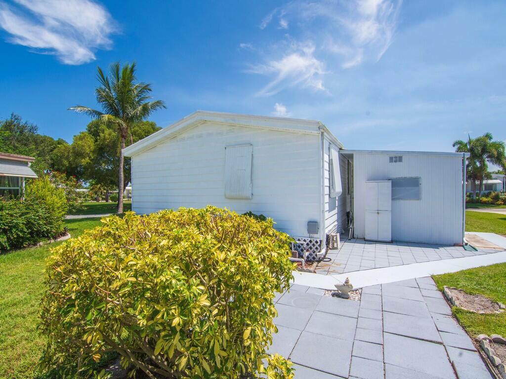 Pinelake Village - Residential