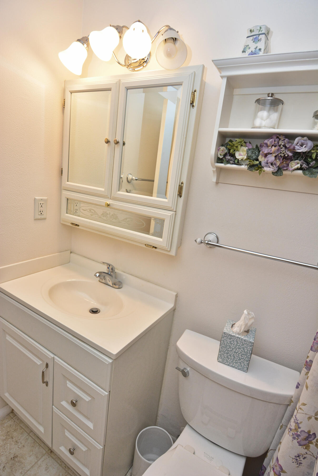 VISTA DEL LAGO CONDO - Residential