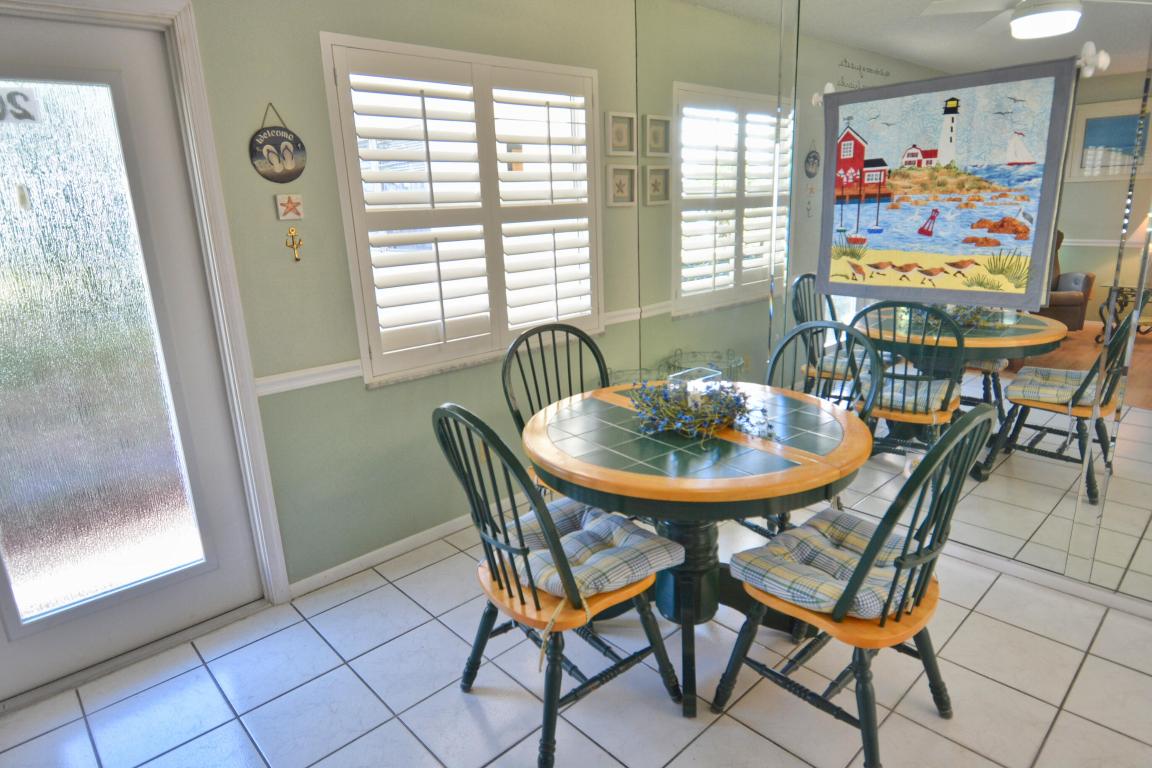 VISTA DEL LAGO CONDO - Residential