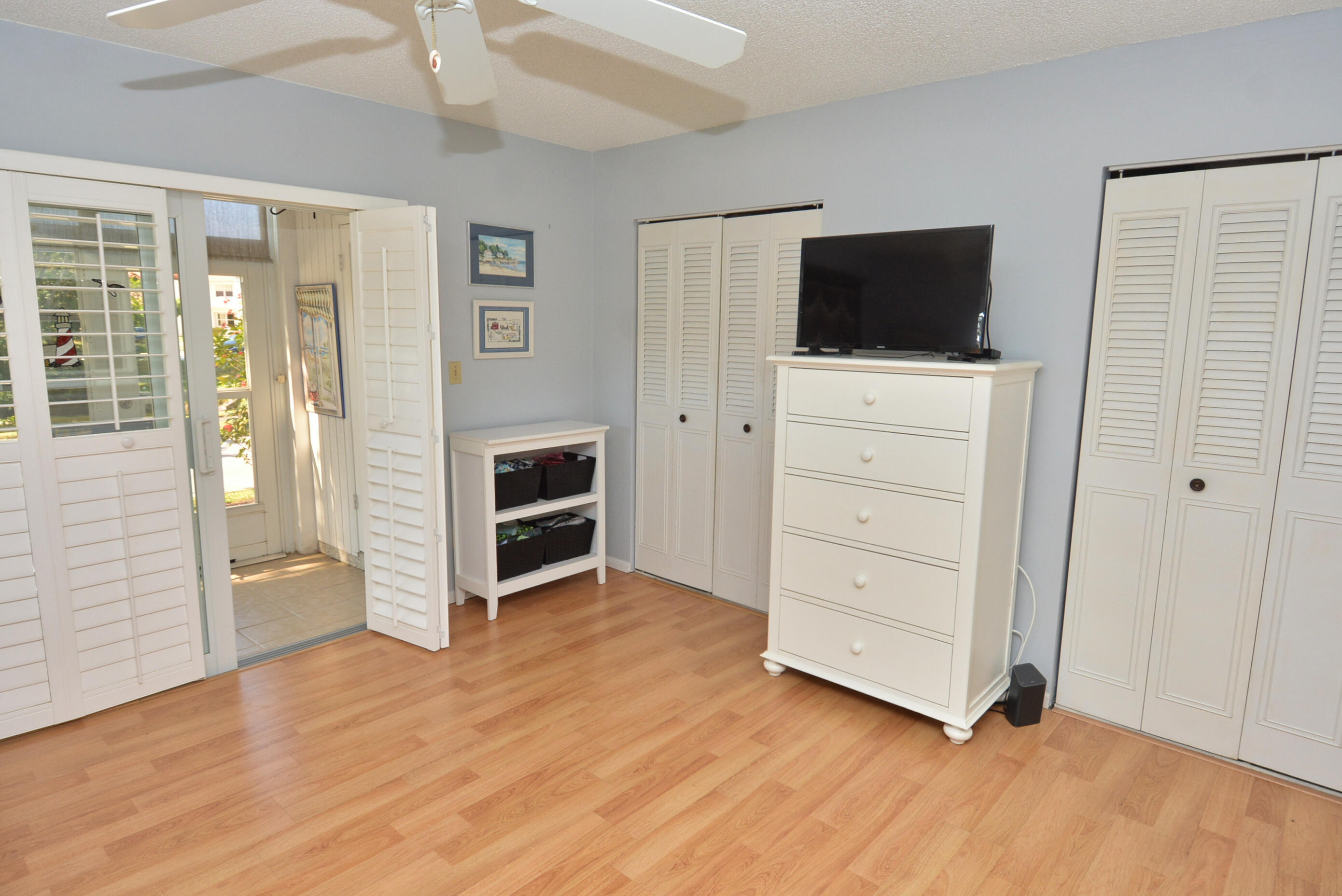 VISTA DEL LAGO CONDO - Residential