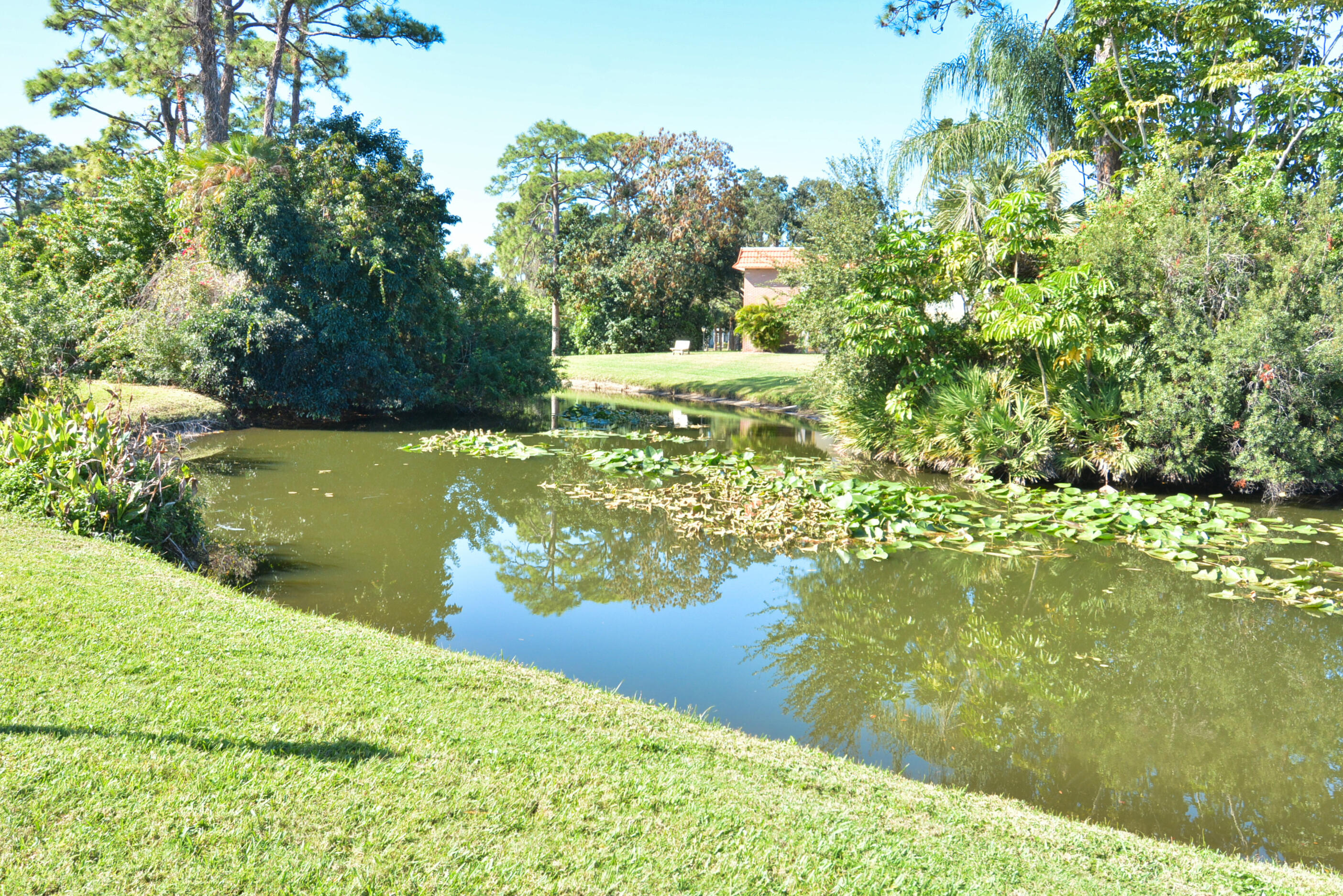 VISTA DEL LAGO CONDO - Residential