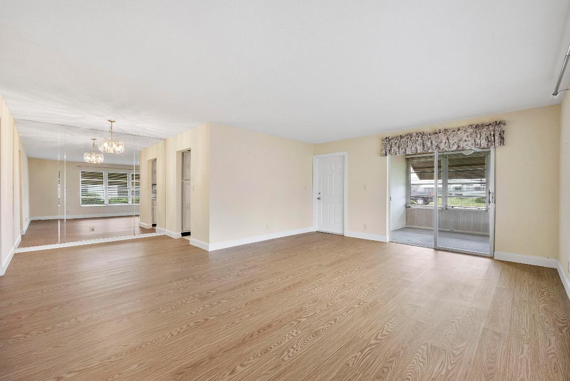 HIGH POINT OF DELRAY BEACH CONDO SEC I - Residential
