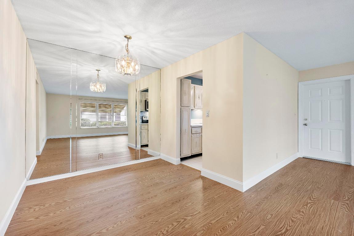HIGH POINT OF DELRAY BEACH CONDO SEC I - Residential