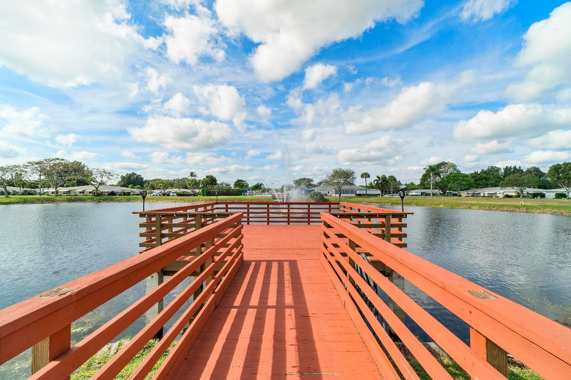 HIGH POINT OF DELRAY BEACH CONDO SEC I - Residential