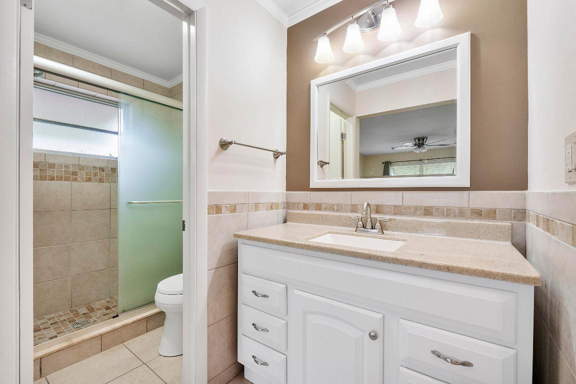 HIGH POINT OF DELRAY BEACH CONDO SEC I - Residential