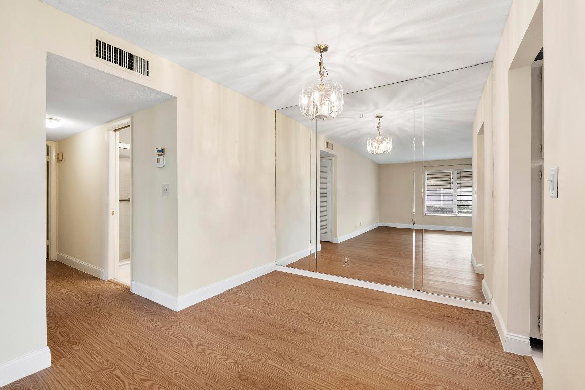 HIGH POINT OF DELRAY BEACH CONDO SEC I - Residential
