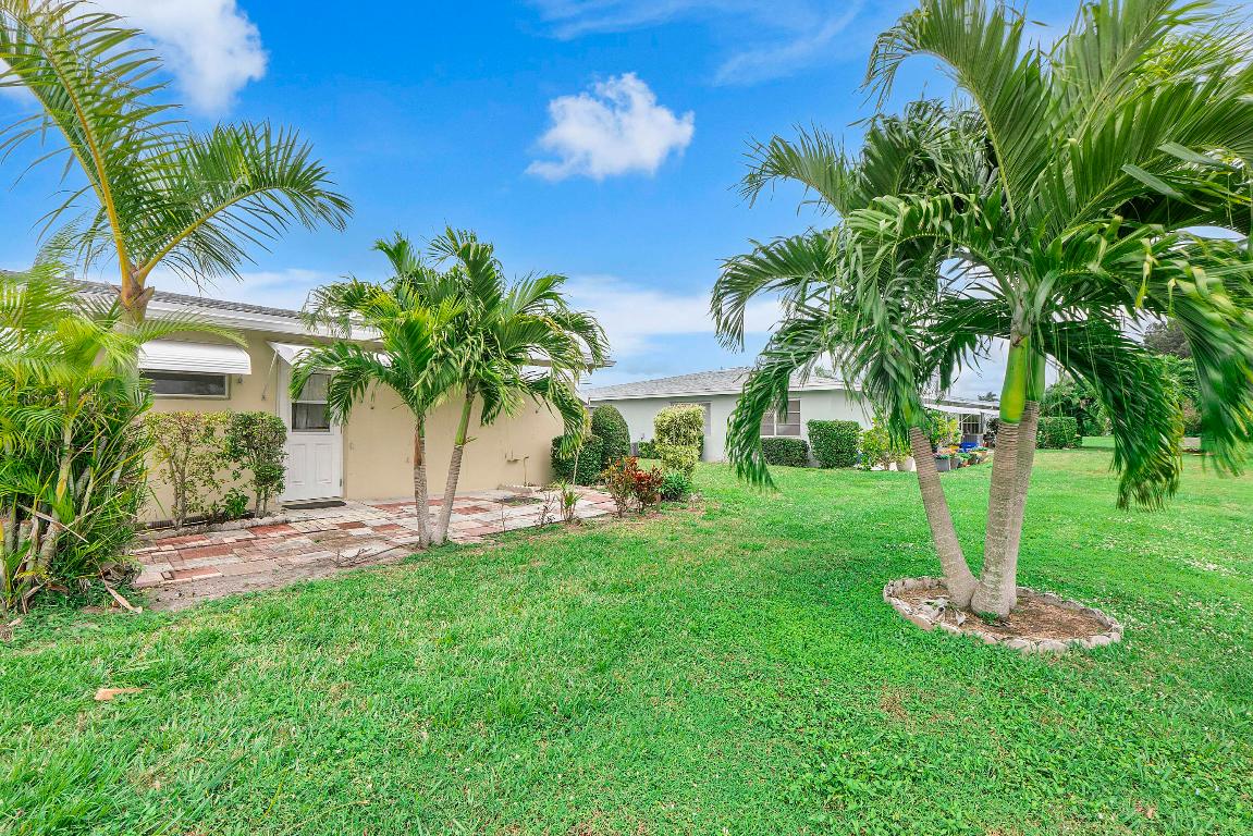 HIGH POINT OF DELRAY BEACH CONDO SEC I - Residential