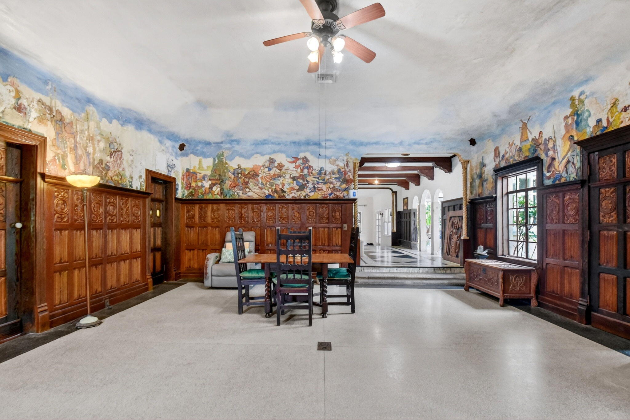 COLONIAL ESTATES - Residential