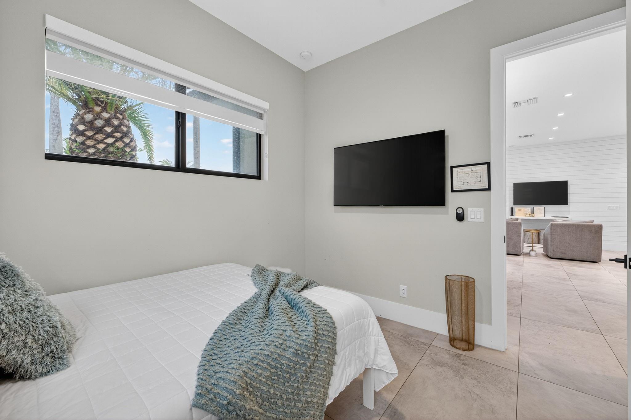 NORTH ANDREWS GARDENS 2ND - Residential