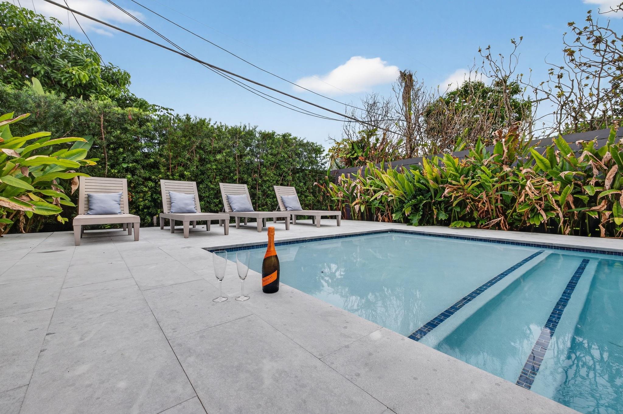 NORTH ANDREWS GARDENS 2ND - Residential