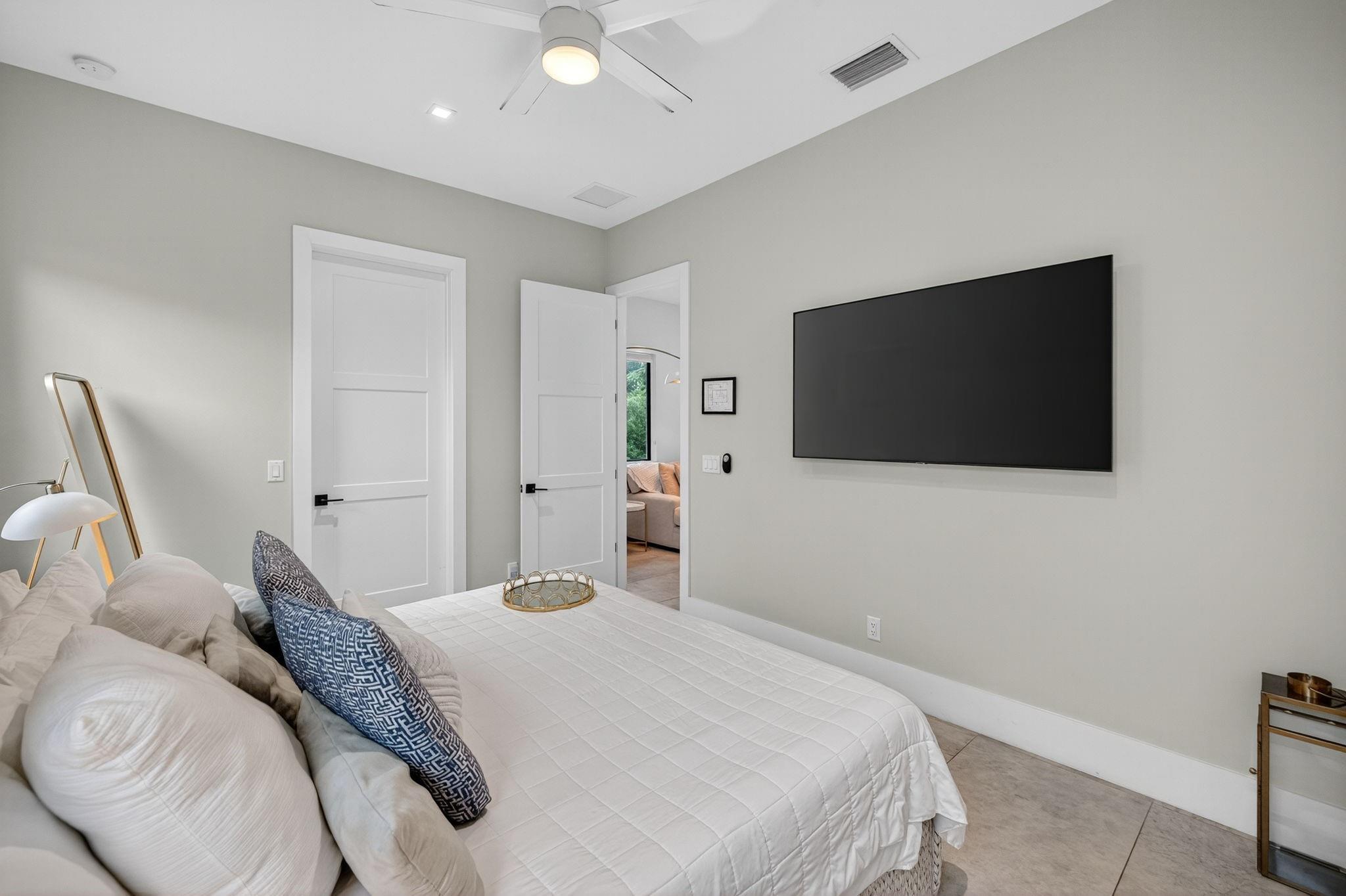 NORTH ANDREWS GARDENS 2ND - Residential