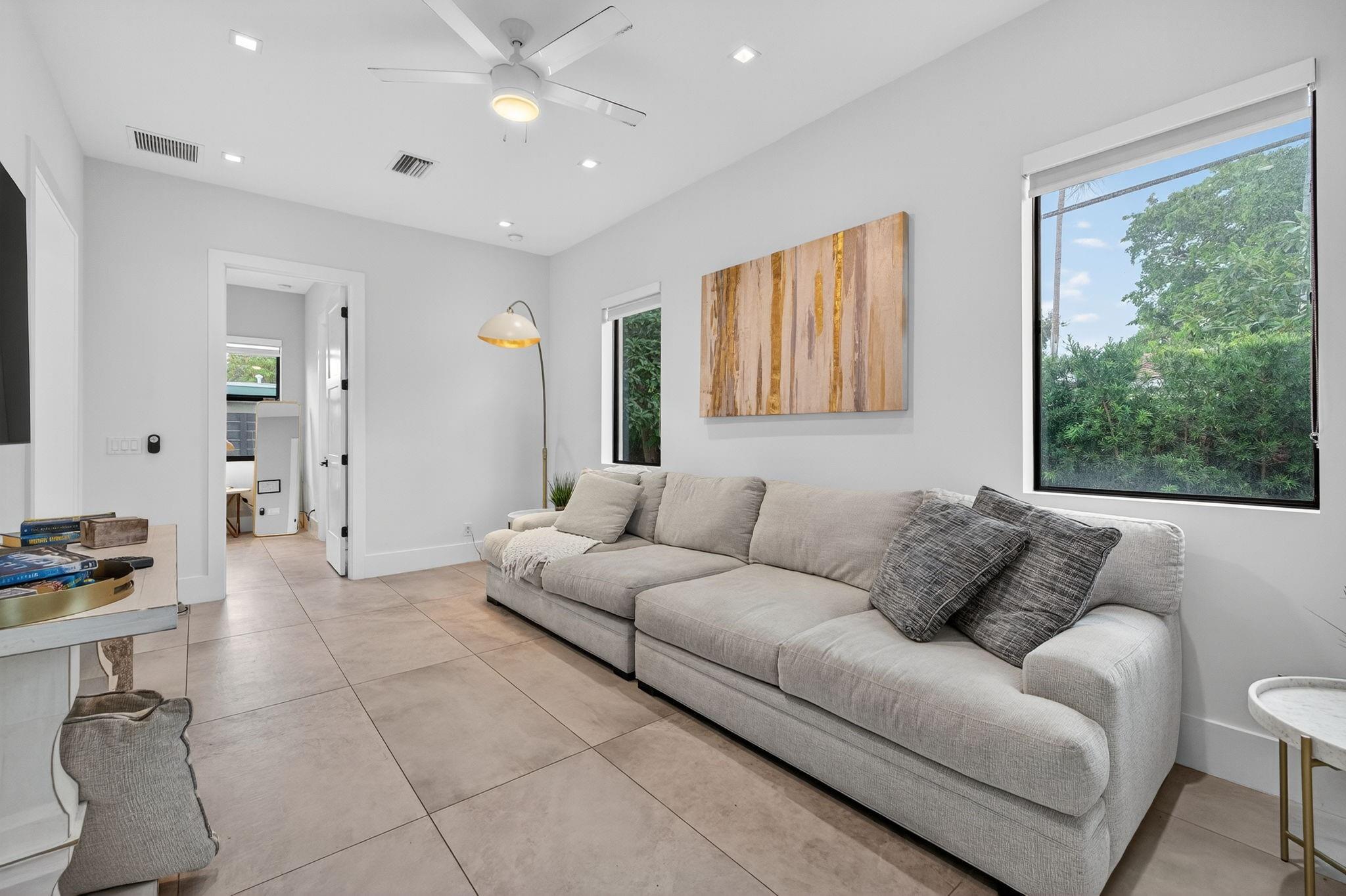 NORTH ANDREWS GARDENS 2ND - Residential