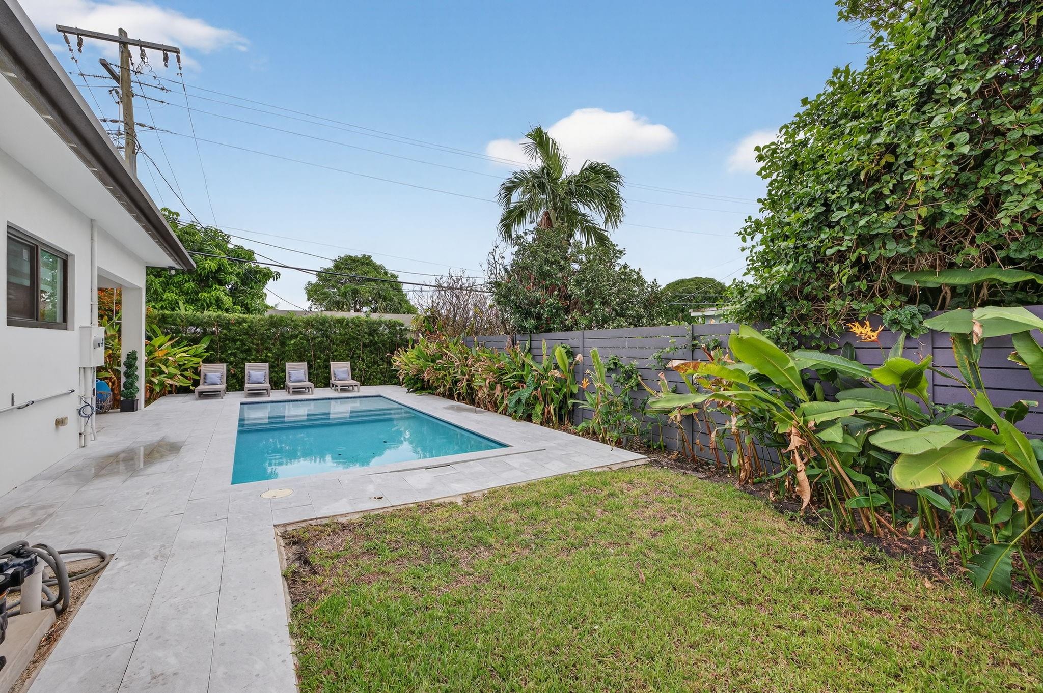 NORTH ANDREWS GARDENS 2ND - Residential