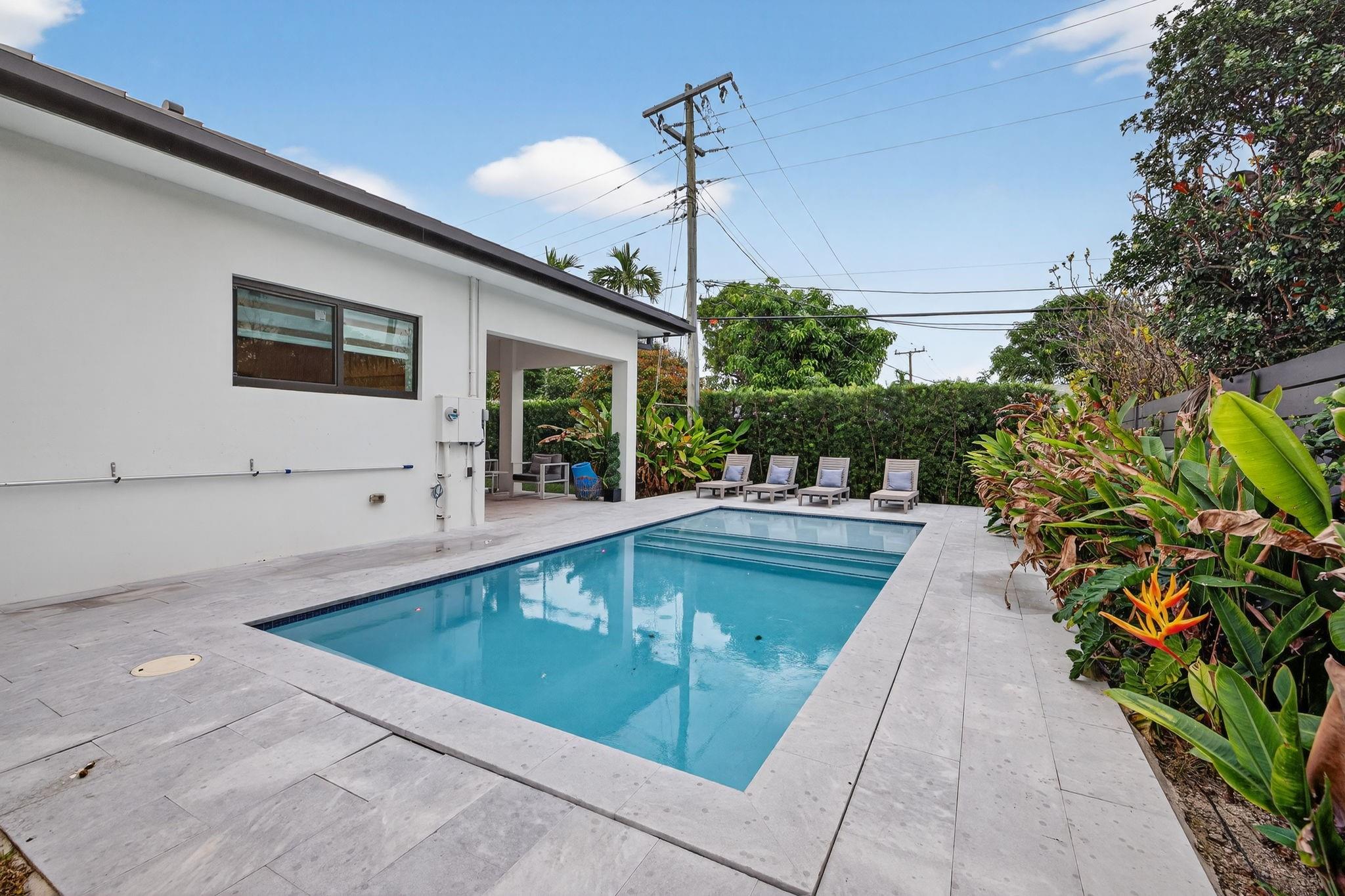 NORTH ANDREWS GARDENS 2ND - Residential