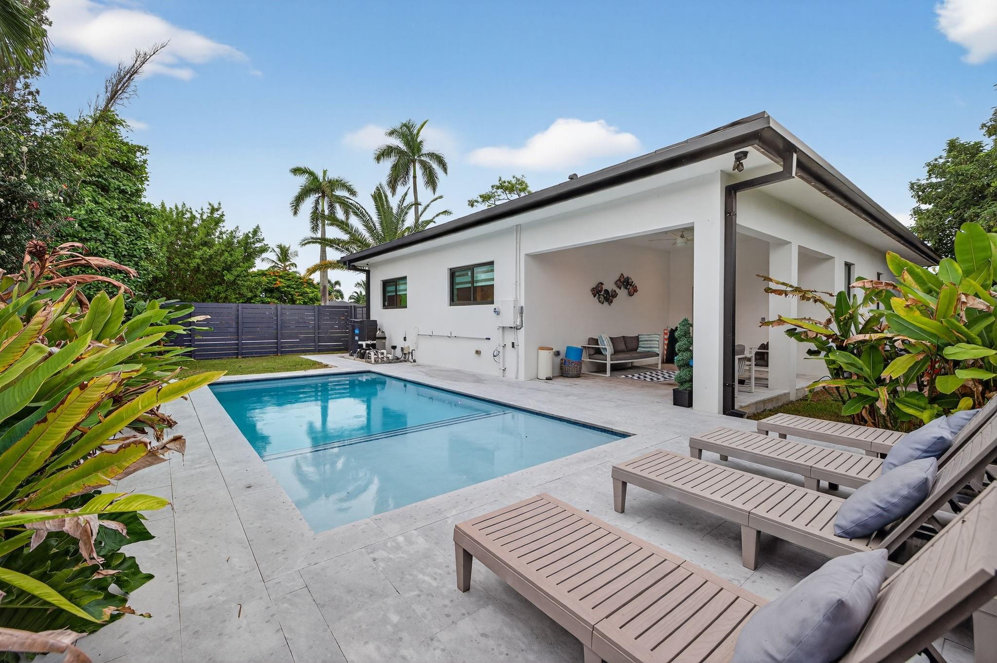 NORTH ANDREWS GARDENS 2ND - Residential