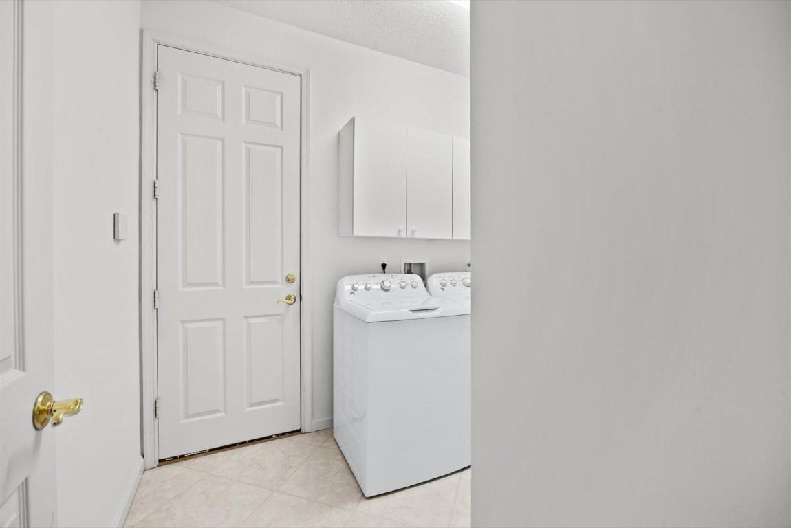 CASCADES AT ST LUCIE WEST PHASE 4 - Residential