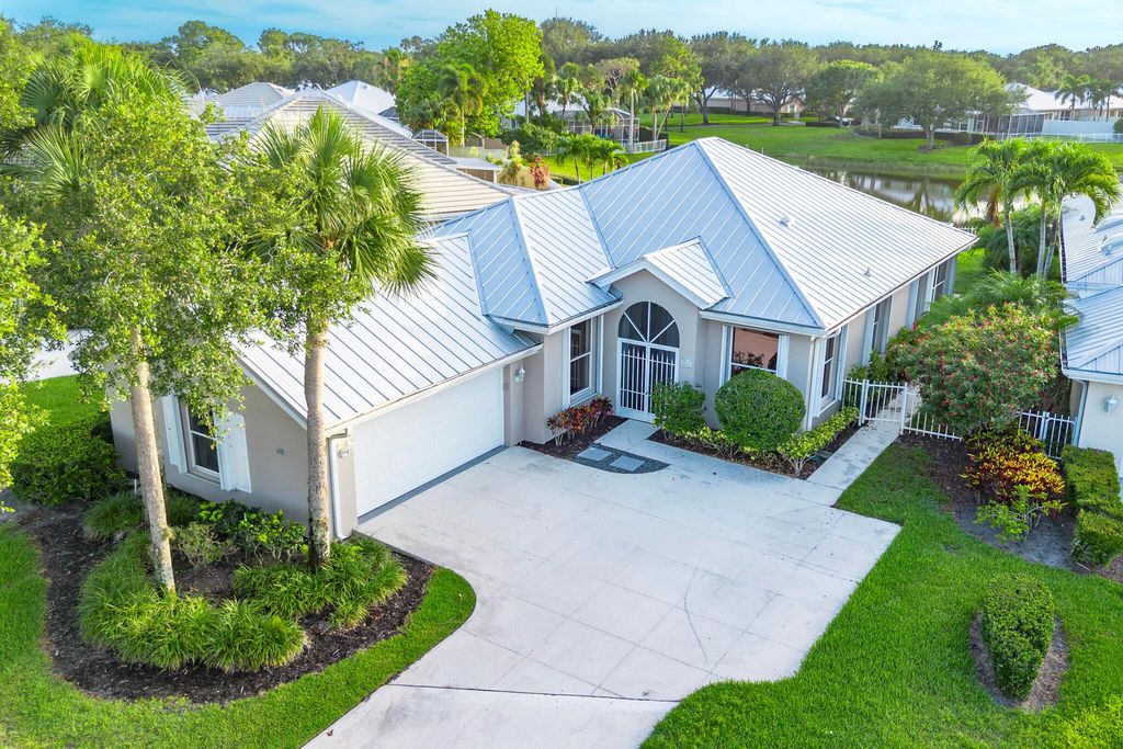 Photo of 2608 SW Greenwich Way, Palm City, FL 34990 (MLS # R11094273)