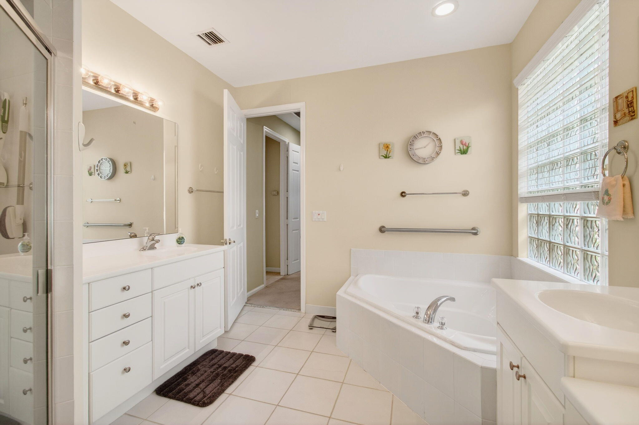 BAYWINDS RPD 12 - Residential