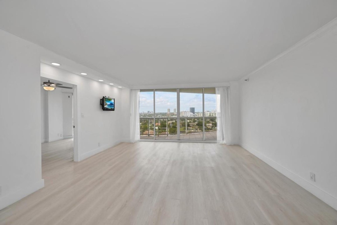 Harborside Condominium - Residential