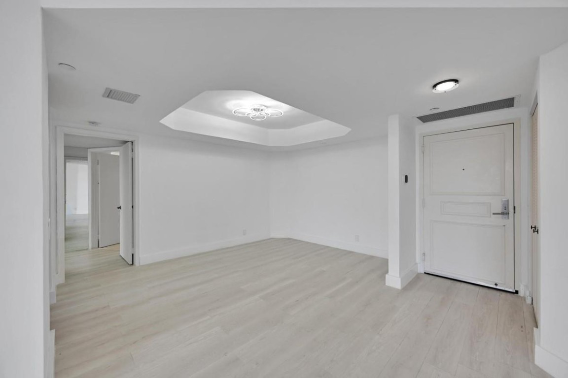 Harborside Condominium - Residential