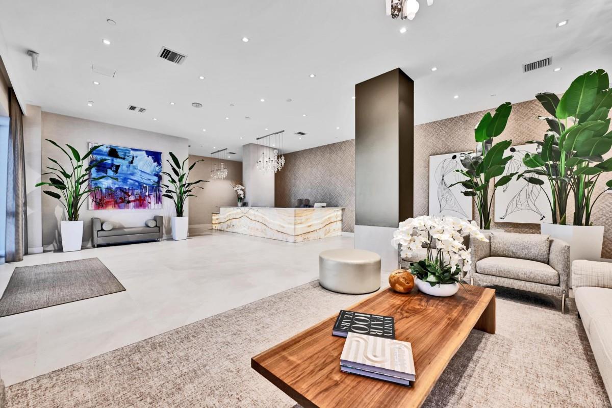 Harborside Condominium - Residential