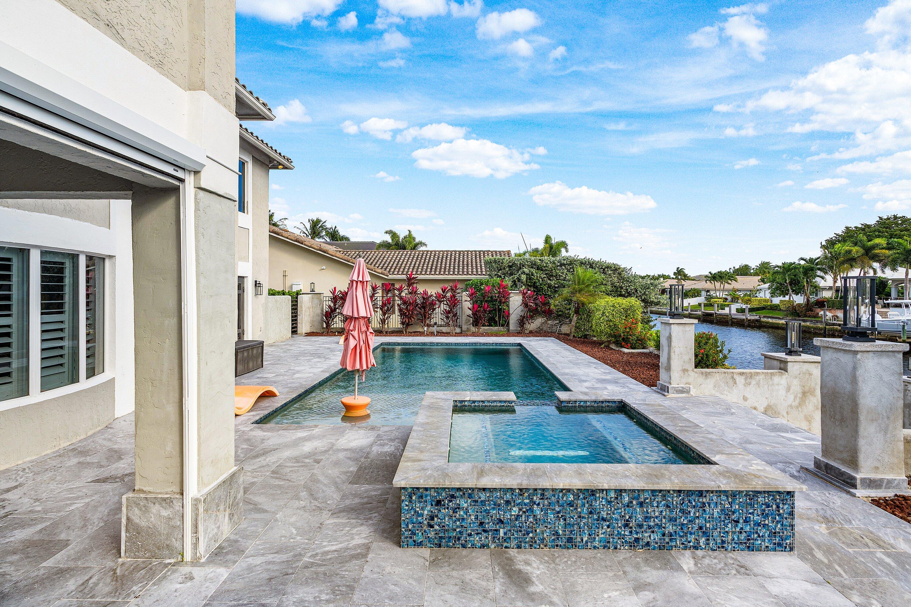 CARRIAGE HILL - Residential