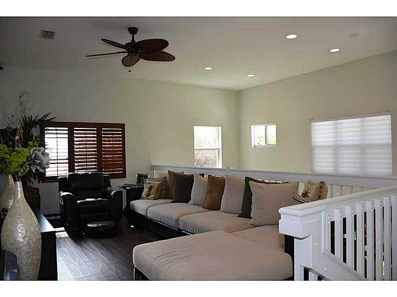 HILLSBORO KINGS VILLAGE - Residential