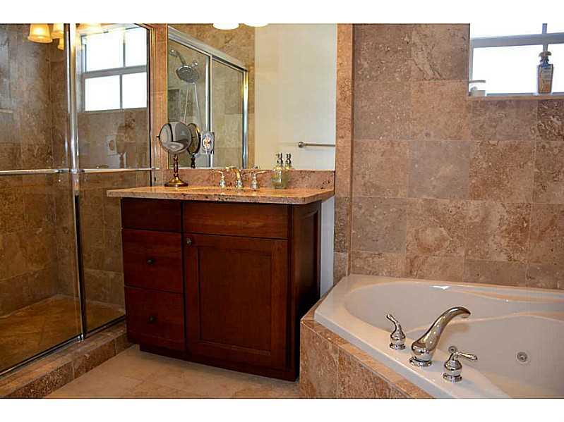 HILLSBORO KINGS VILLAGE - Residential