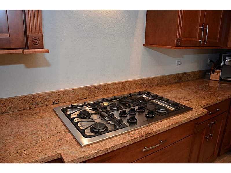 HILLSBORO KINGS VILLAGE - Residential