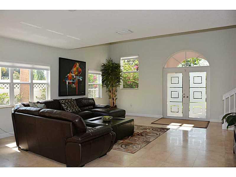 HILLSBORO KINGS VILLAGE - Residential