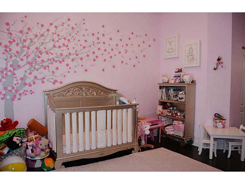 HILLSBORO KINGS VILLAGE - Residential