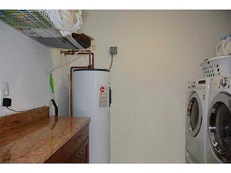 HILLSBORO KINGS VILLAGE - Residential