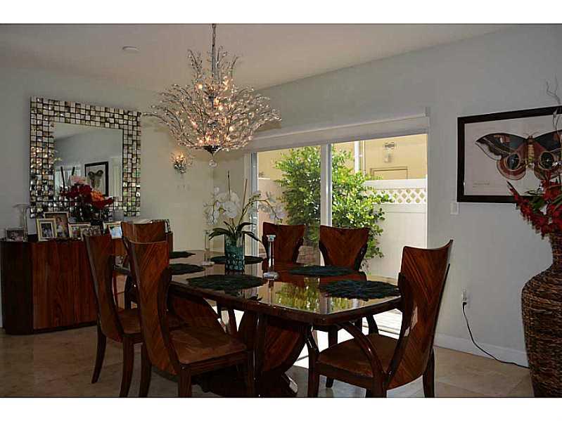 HILLSBORO KINGS VILLAGE - Residential