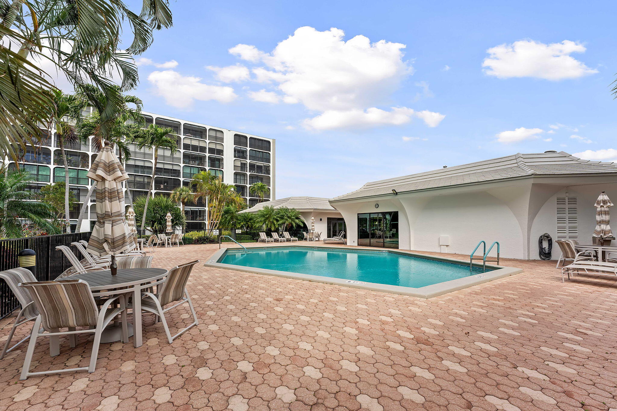 HILLSBORO LANDINGS CONDO NO TWO - Residential