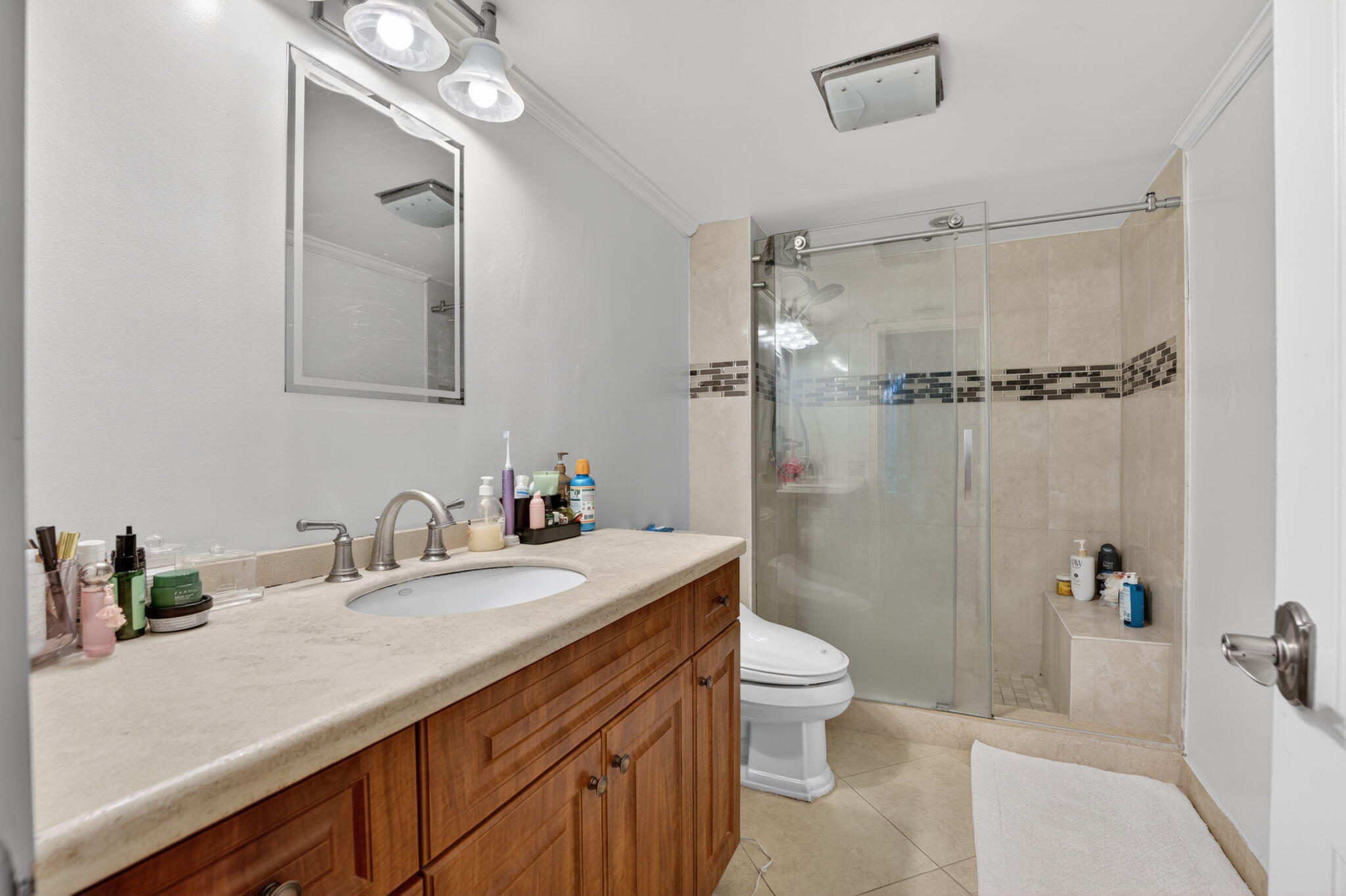 HILLSBORO LANDINGS CONDO NO TWO - Residential