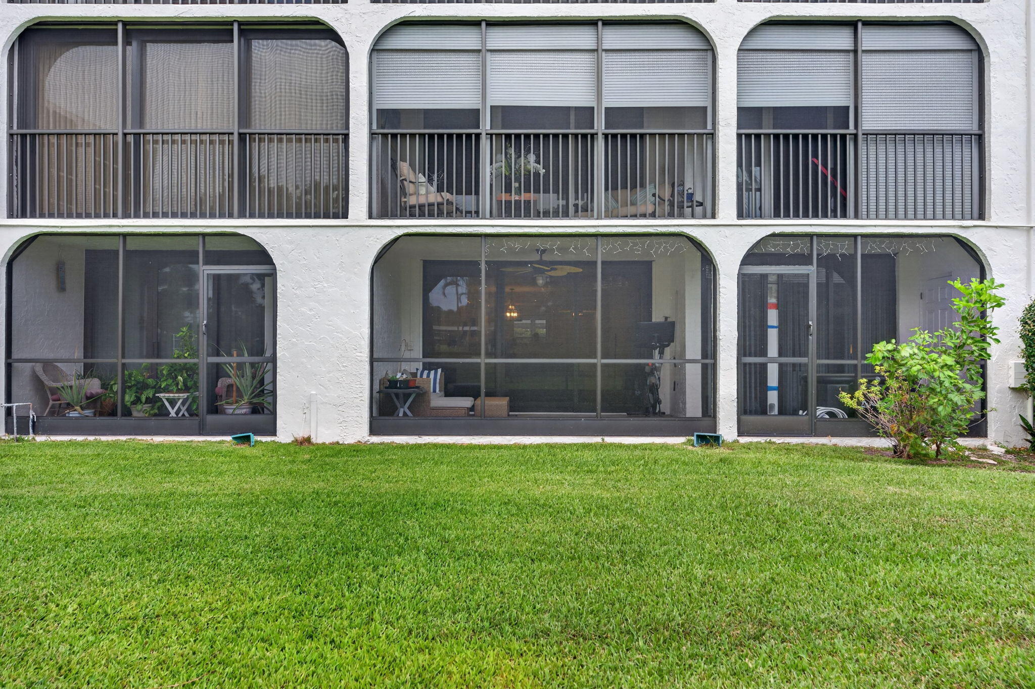 HILLSBORO LANDINGS CONDO NO TWO - Residential