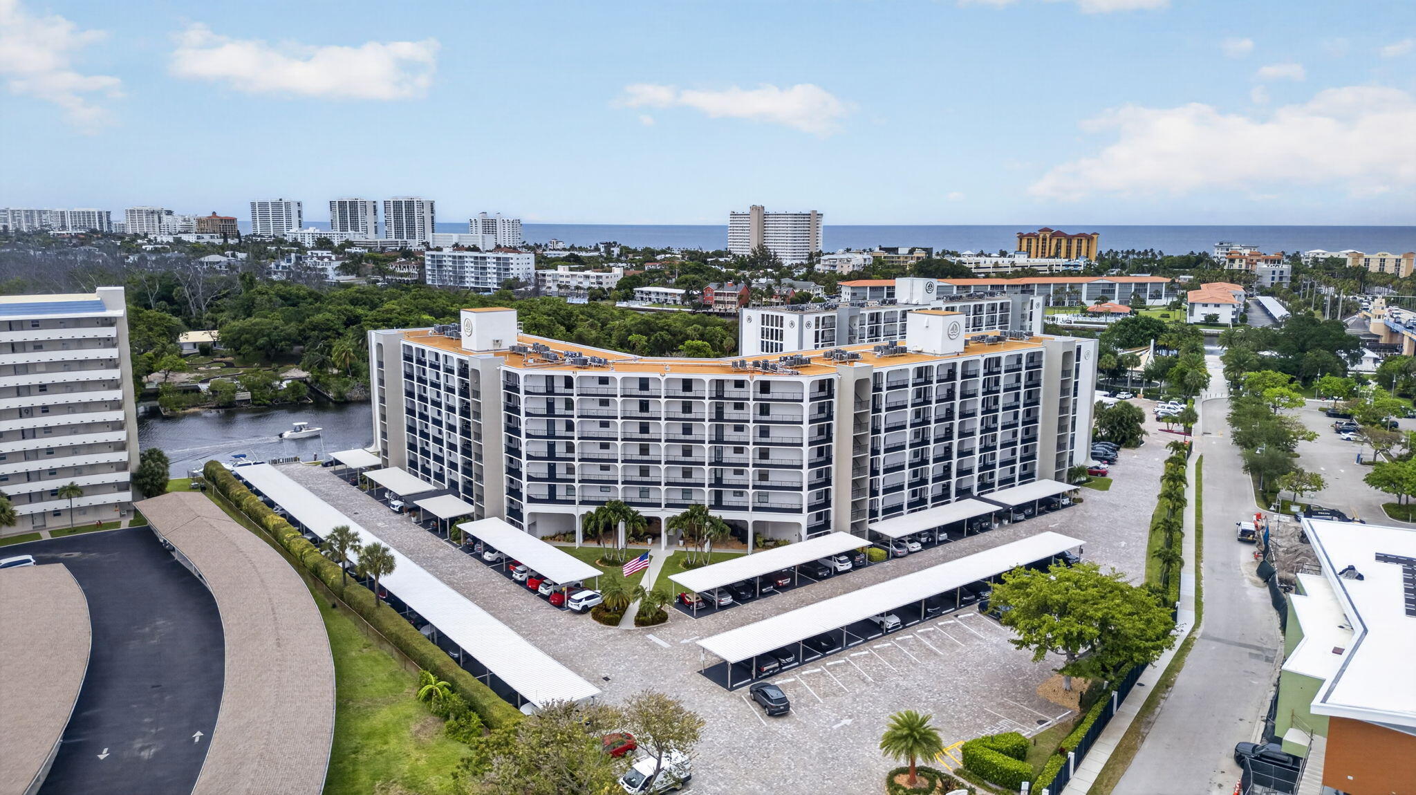 HILLSBORO LANDINGS CONDO NO TWO - Residential