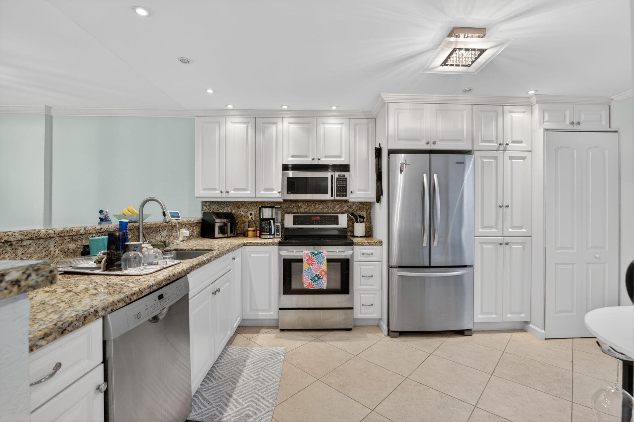 HILLSBORO LANDINGS CONDO NO TWO - Residential