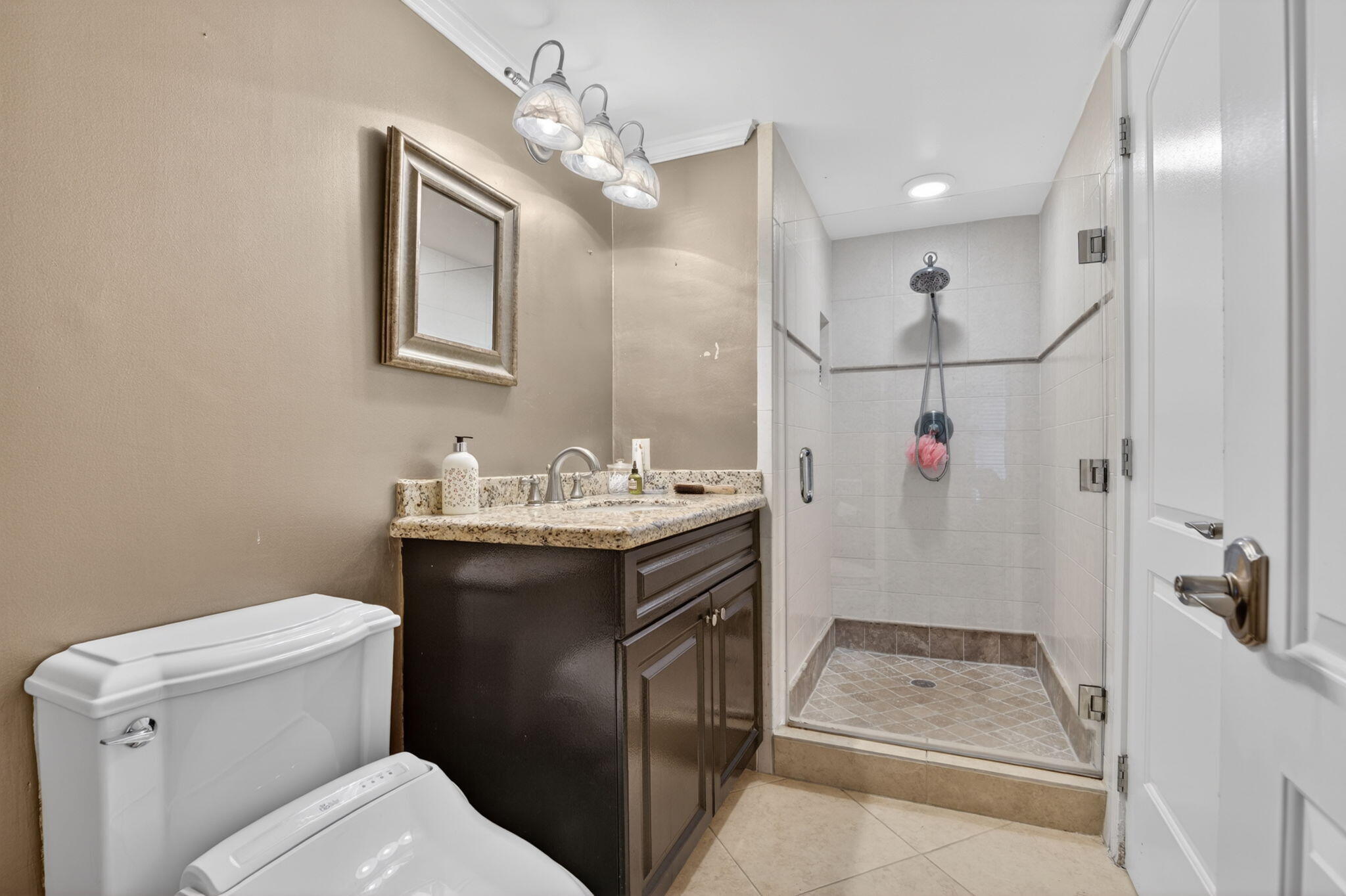 HILLSBORO LANDINGS CONDO NO TWO - Residential